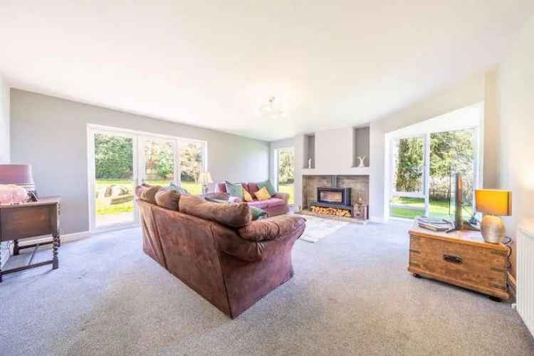4 Bed House for Sale in Alfreton