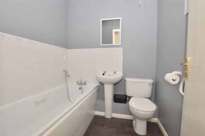2 bedroom house to rent