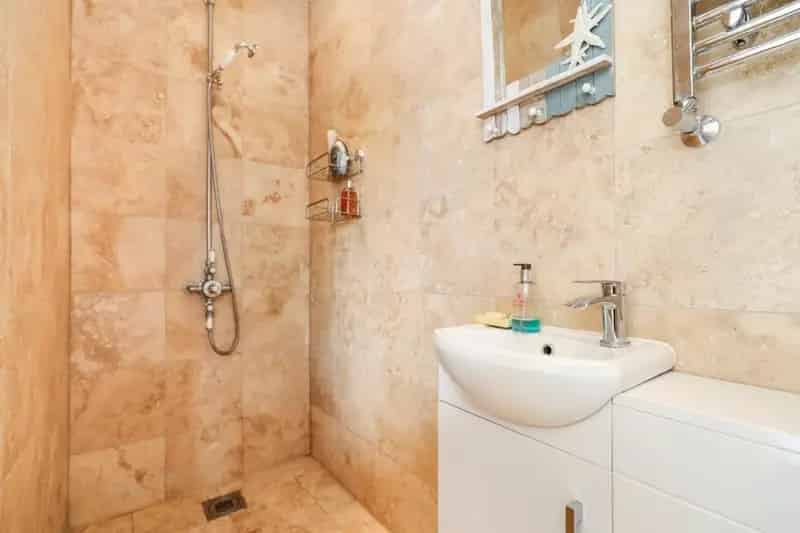 4 Bed House for Sale in Harrogate