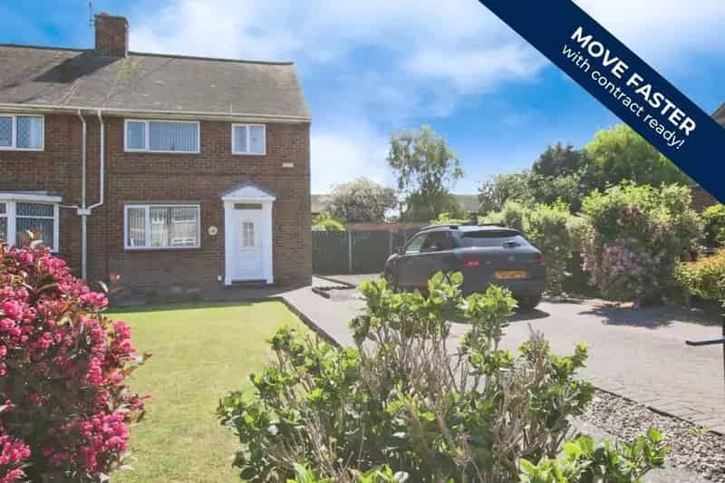 2 Bedroom Semi-Detached House for Sale