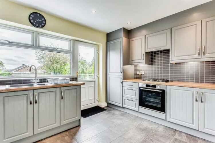 Three Double Bedroom Extended Family Home Wakefield