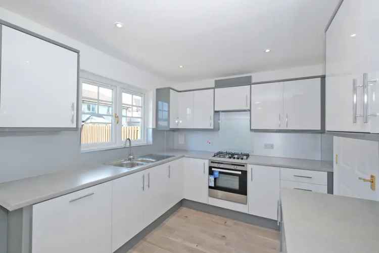 Stunning Detached Home in Cove - 4 Beds, Modern Upgrades