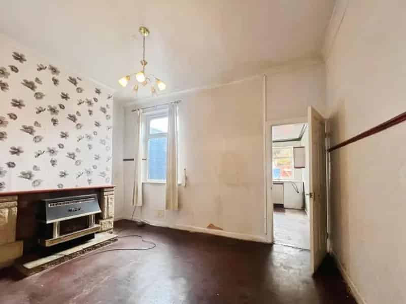 2 Bed Terraced House For Sale Needs Renovation