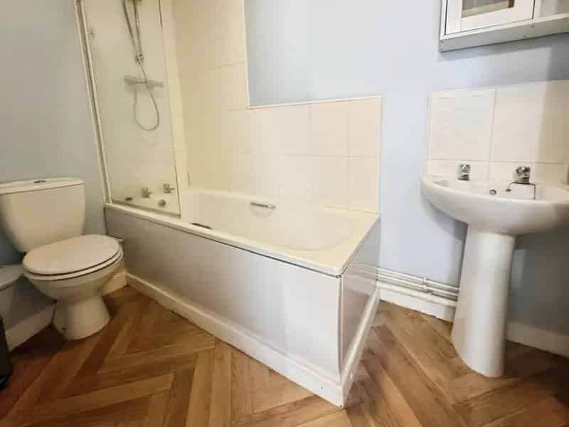 2 Bedroom Flat for Sale in Liverpool