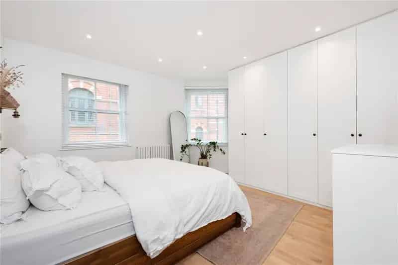 2 Bedroom Maisonette Shoreditch Live Work Unit