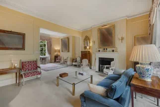 Property for sale in Egerton Crescent, Knightsbridge, London SW3, United Kingdom