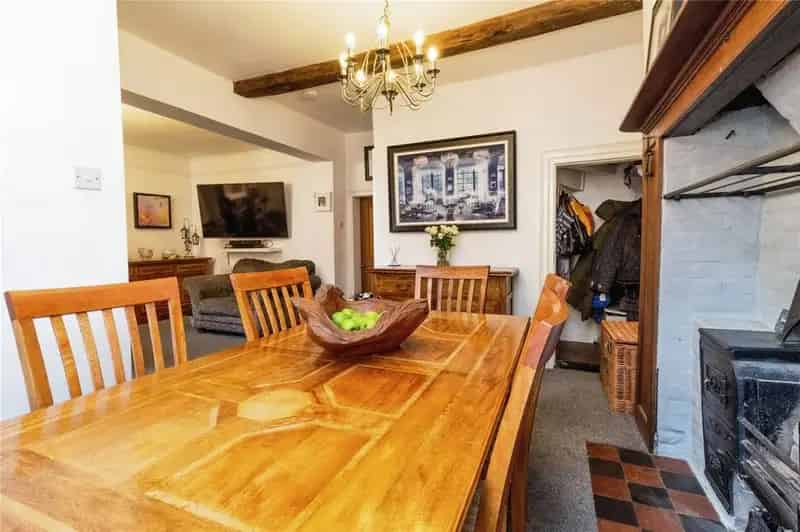 6 Bedroom Georgian Townhouse Market Drayton Shropshire