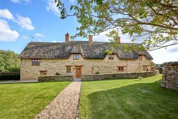 Hollow Road, Lower Tadmarton, Banbury, Oxfordshire, OX15 5SS | Property for sale | Savills