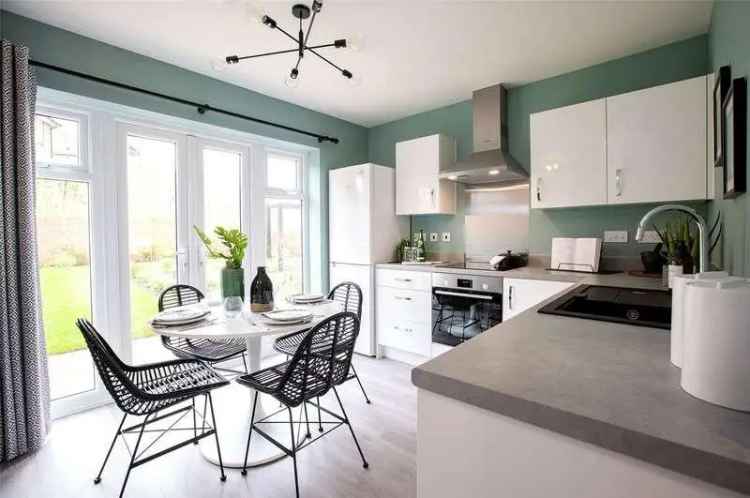 3 Bed Semi-Detached House For Sale
