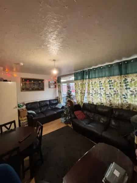 3 Bed Maisonette Swap South East London Near Transport Links