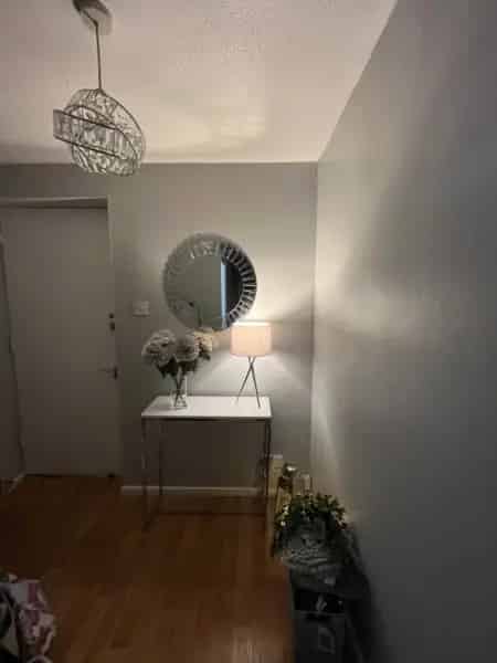 Spacious 2-Bedroom House with New Kitchen