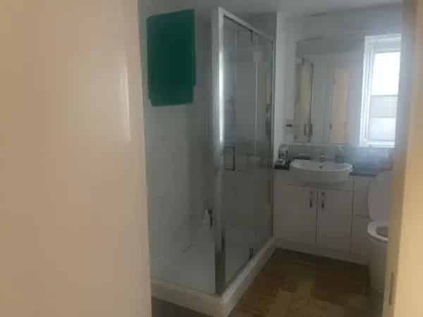 Newly Built 1-Bed Flat Near Livingston South Train Station