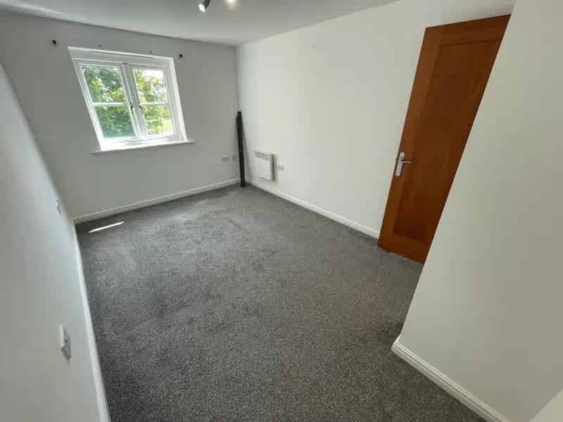 Two Bedroom Flat Available June