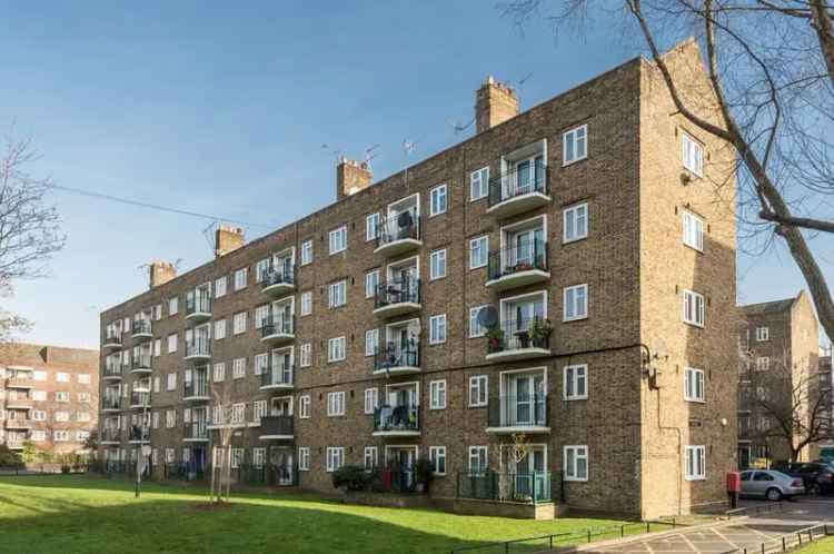 2 Bedroom Flat for Sale London SE11 Near Transport Links