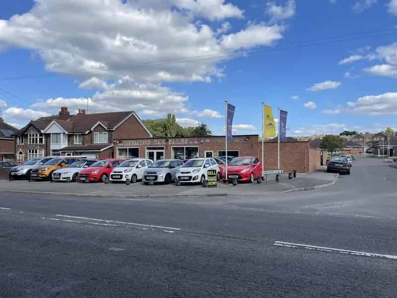 A60 Roadside Retail Building For Sale or Lease