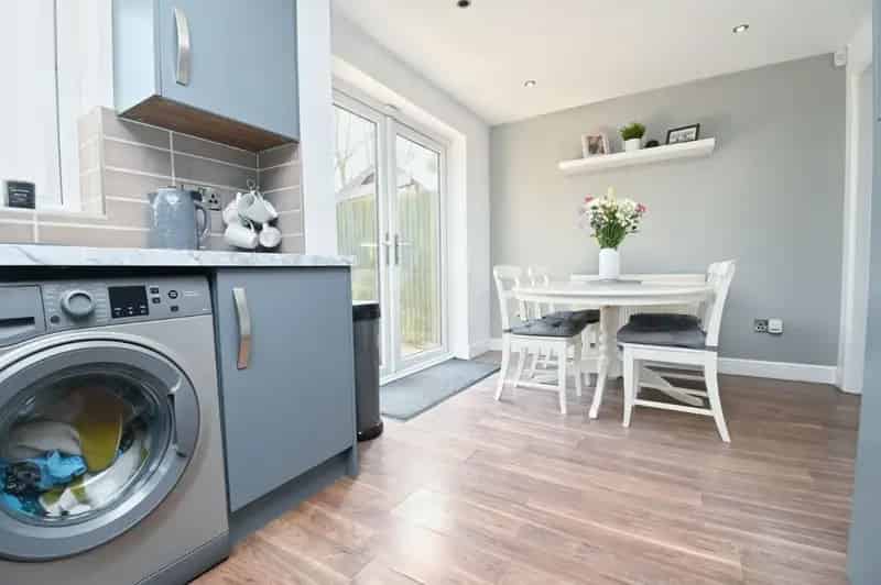 3 Bed House for Sale Near Shops and Schools