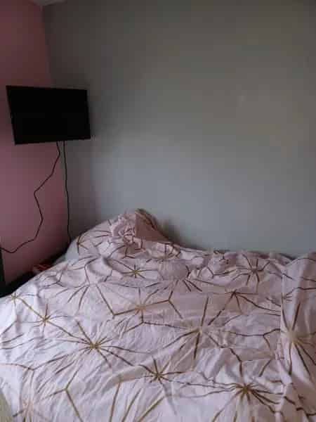 3 Bed House New Windows Heating Carpets Family Home Upgrade
