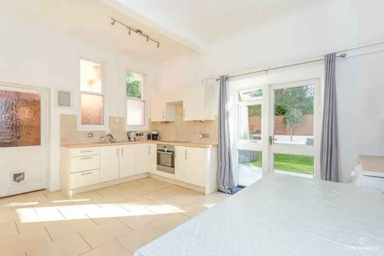2 Bedroom Apartment for Sale near Beach