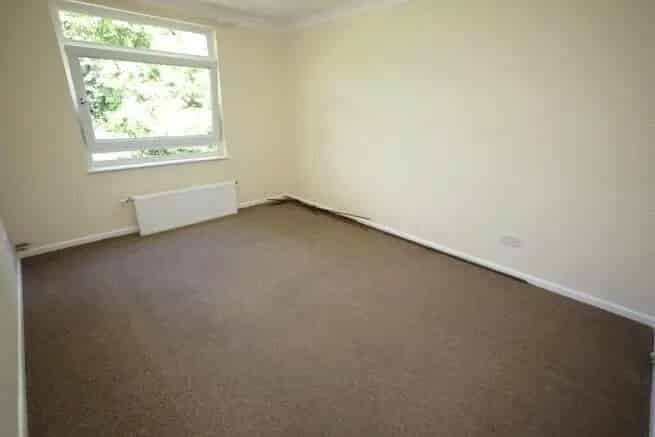 2 Bedroom Apartment near Bournemouth Train Station