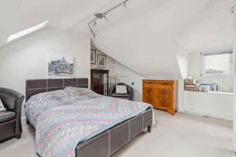 4 Bed House for Sale in North Watford