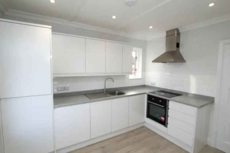 2 Bedroom Flat Shenfield Available May Unfurnished