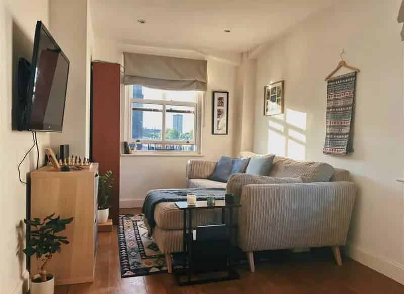 One Double Bedroom Apartment Near Broadway Market