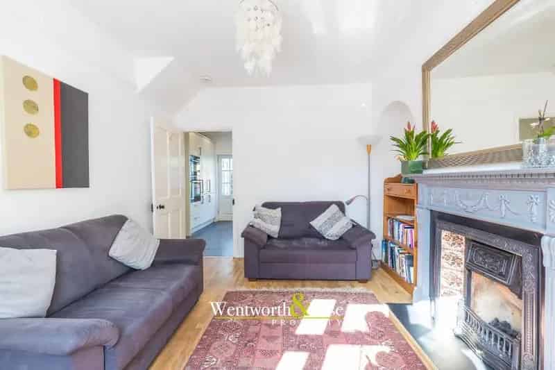 2 Bedroom Terraced House for Sale in Harborne