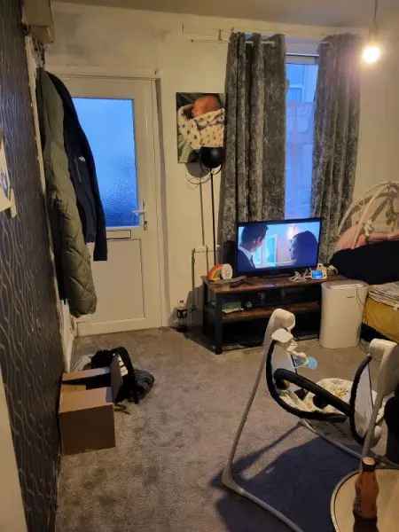 House For Rent in Dover, England