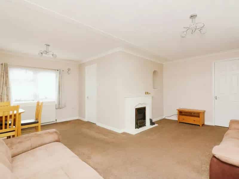 Park Home for Over 55s Near Mardley Heath Nature Reserve