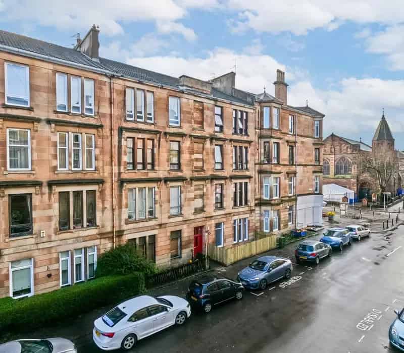 2 Bedroom Flat for Sale Shawlands