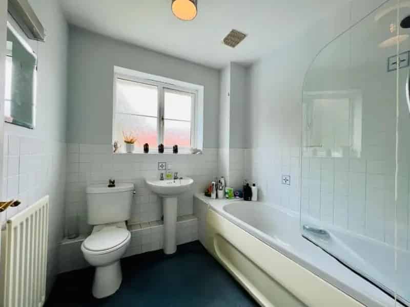 3 Bed Detached House for Sale