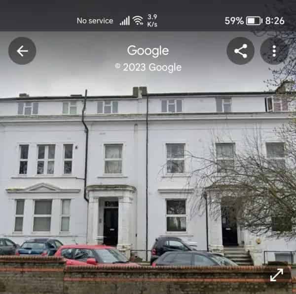 1 Bedroom Flat Swap Near Transport and Shops