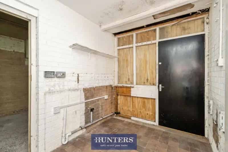 4 Bed Detached Bungalow For Sale - Ideal For Investors