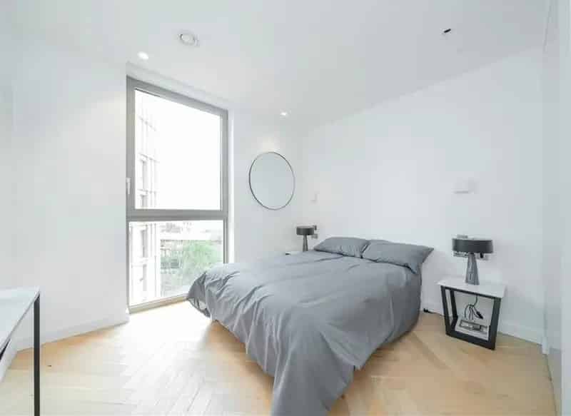 1-Bed Apartment Dollis Hill Spacious Open Plan Living German Appliances