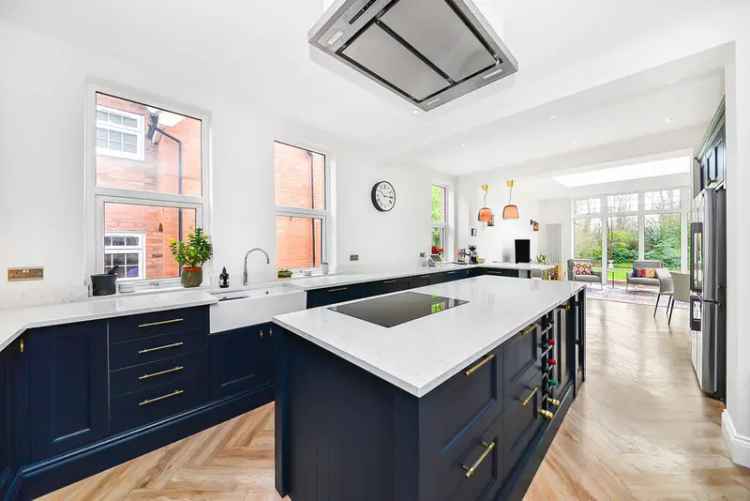 7 Bedroom Detached Victorian House For Sale
