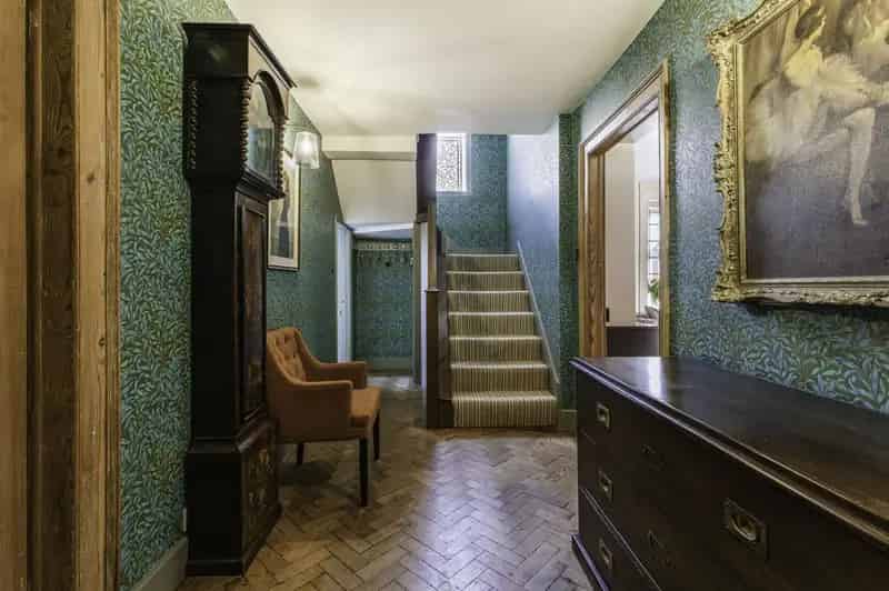 6 Bedroom Detached Manor House for Sale