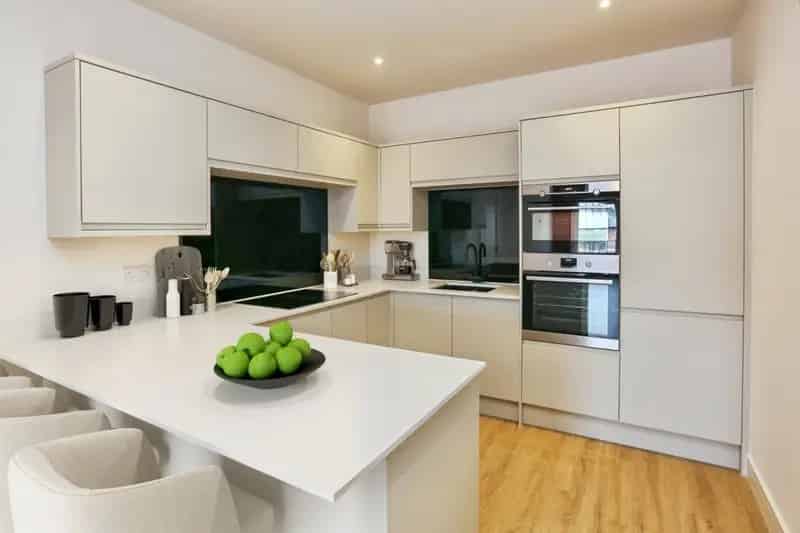 Luxury Two-Bedroom Apartment in Gosport