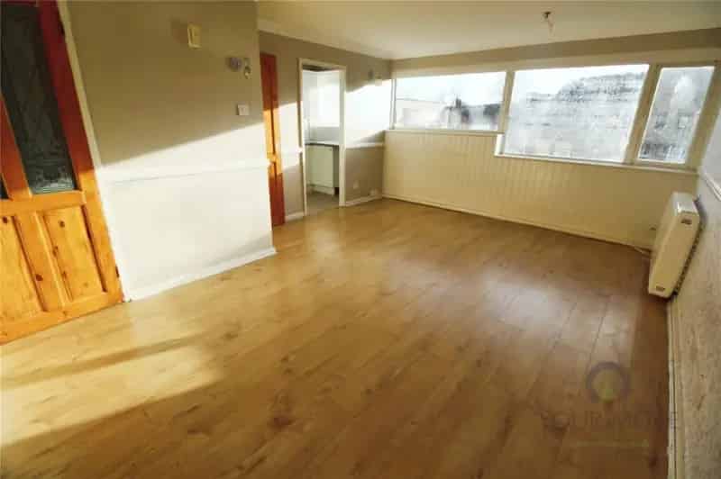 2 Bedroom Flat for Sale in Bedford