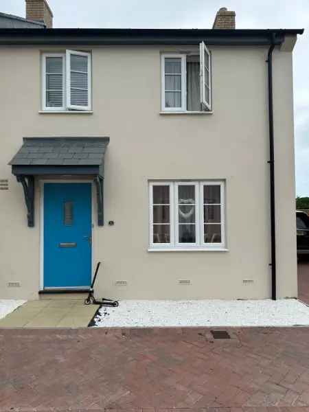 Brand New 3 Bed House Near Shops and Schools