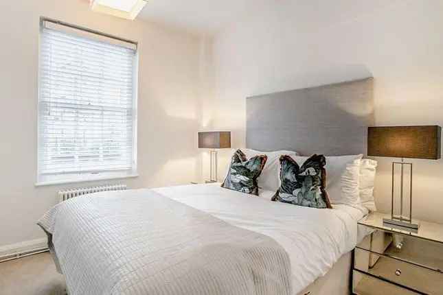 Chelsea 2-Bed Flat to Rent - Newly Refurbished Apartment