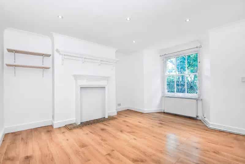 One Double Bedroom Ground Floor Garden Flat Wimbledon