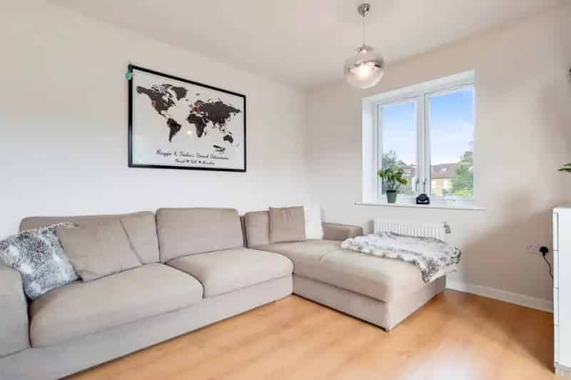 2 bedroom Flat
 For Sale