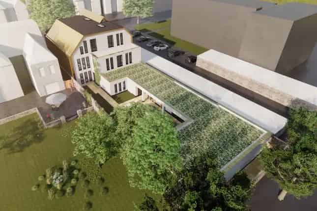 5300 sq ft Period Residence w Planning Consent for Extension - Multi-Use Potential