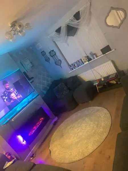 House For Rent in Bradford, England