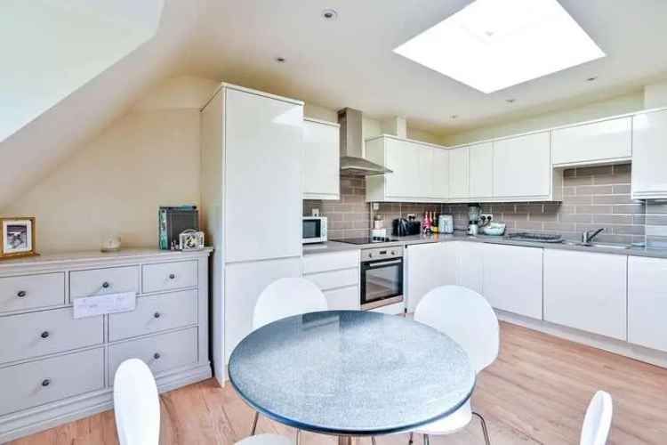 1 Bed Flat for Sale Near Station