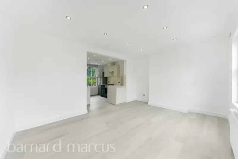 Brixton 2-Bed 2-Bath Split Level Apartment Modern Kitchen Great Location