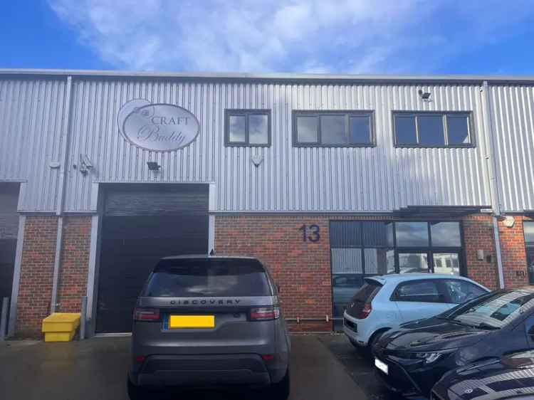 Modern Industrial Warehouse Unit Chesham To Let