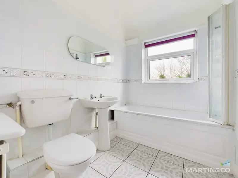 3 bedroom House
 To Rent