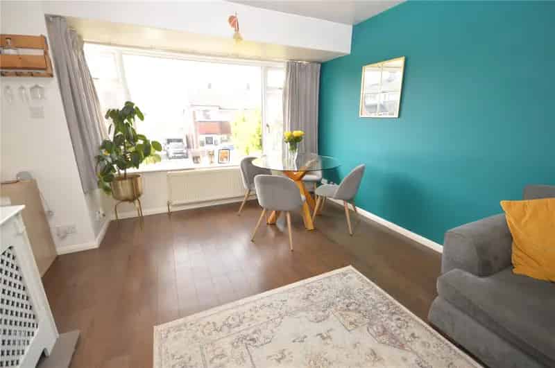 TRUE BUNGALOW with DRIVE and GARAGE! Two Bedrooms