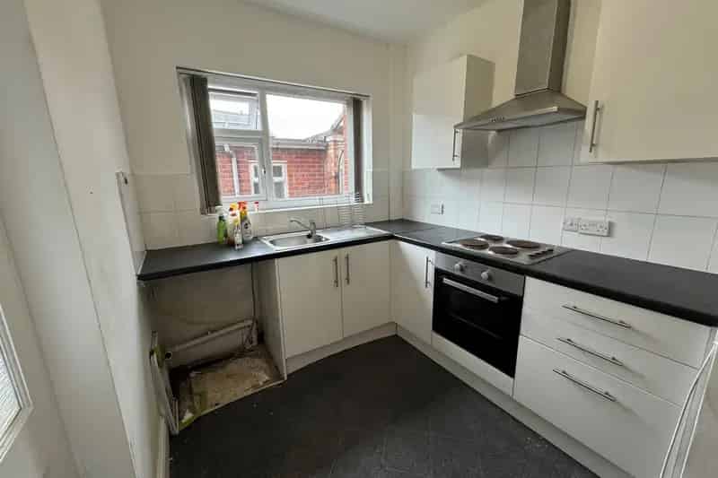 Two Bedroom Apartment Worksop Town Centre Zero Deposit Available